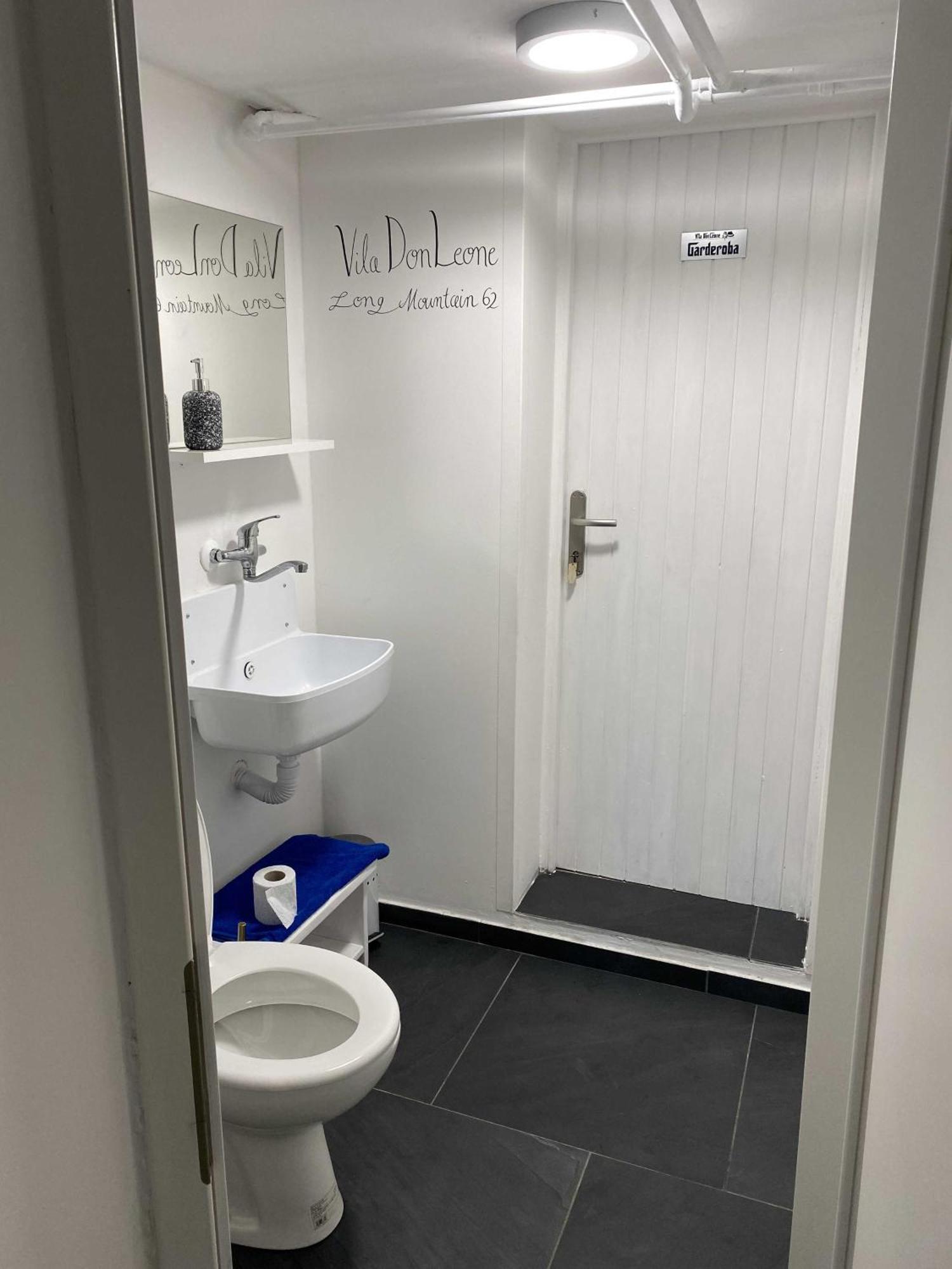 Villa Donleone Ponikva Kamer foto
